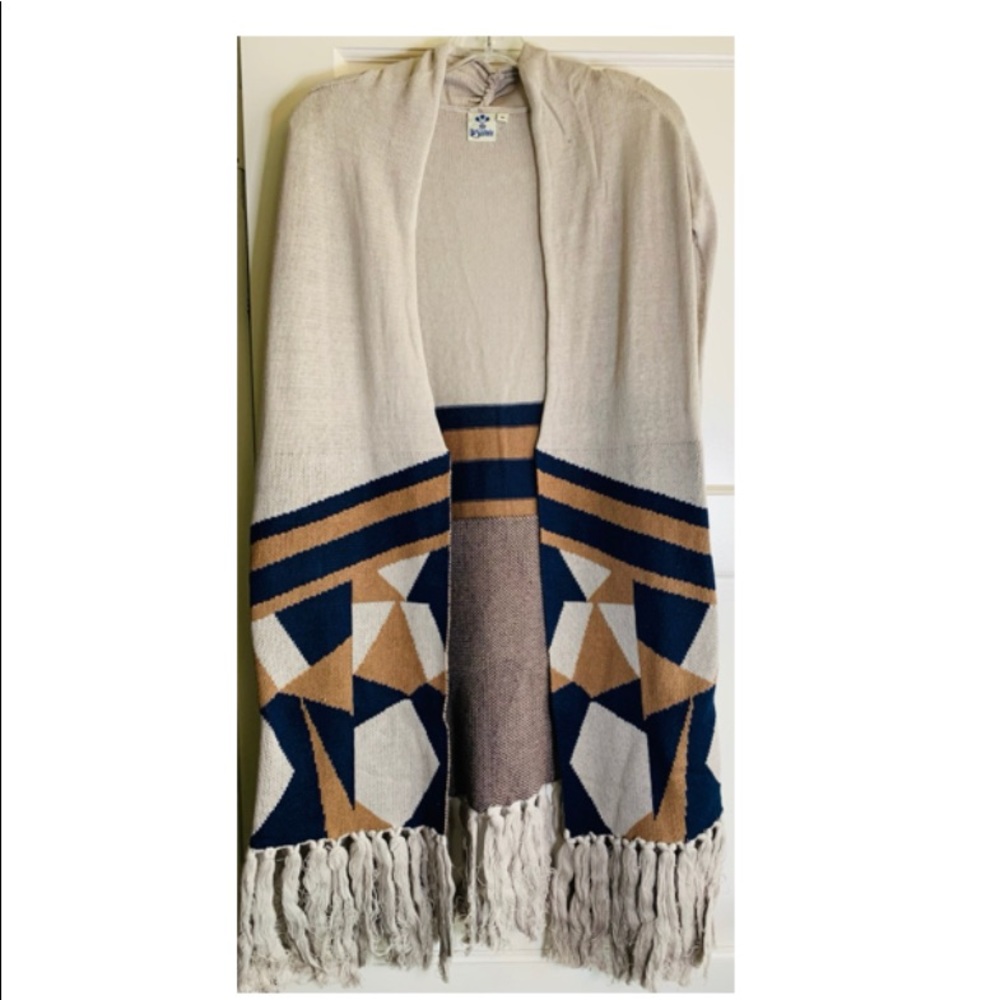 LA Soirée fringed hem poncho BNWT - 100% cotton